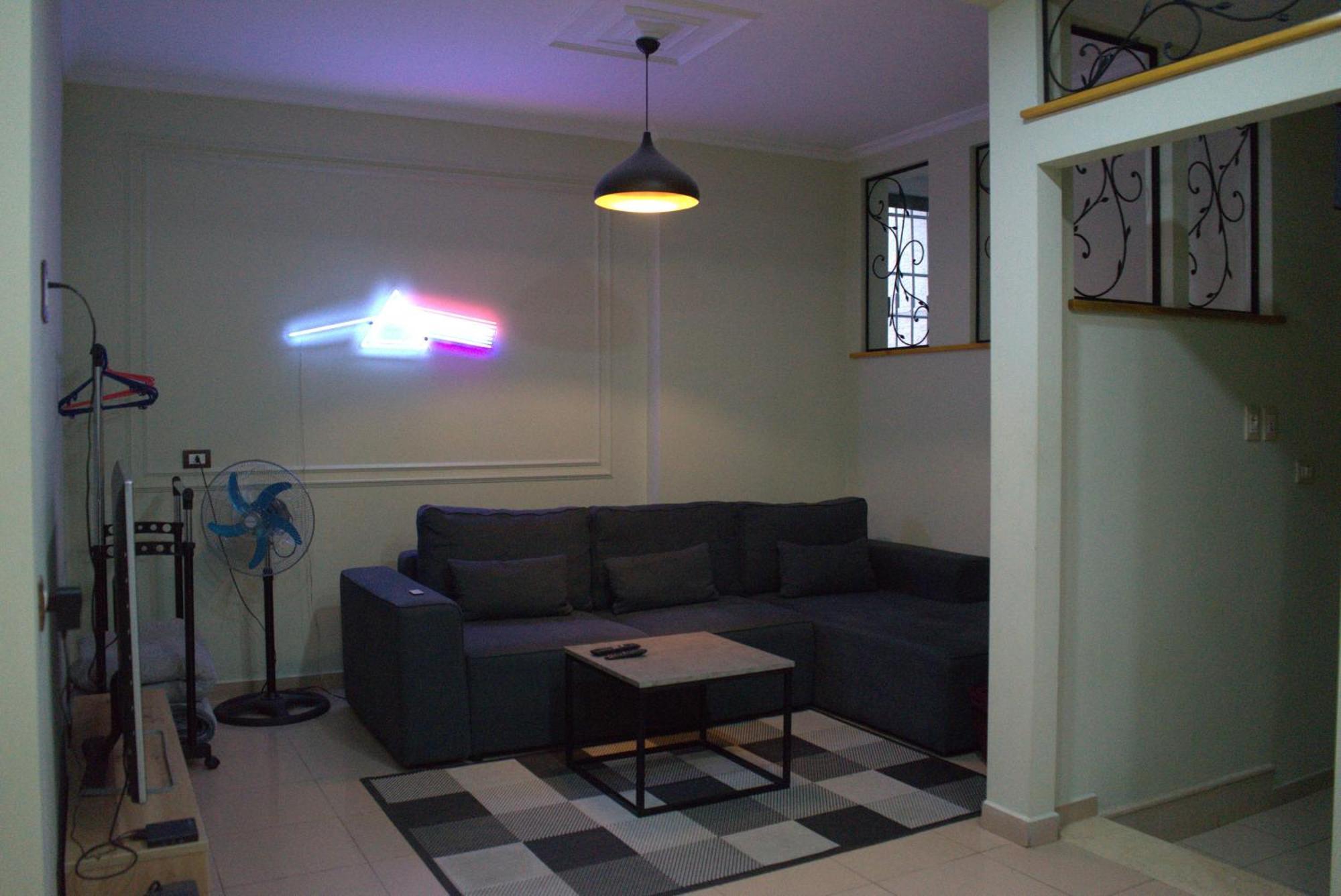 The Prism Apartment Tirana Esterno foto